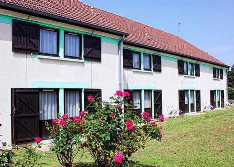Contact Hotel Restaurant La Chaumiere Entre Orgeval Et Flins A13 Sortie 8 Les Mureaux Bagian luar foto
