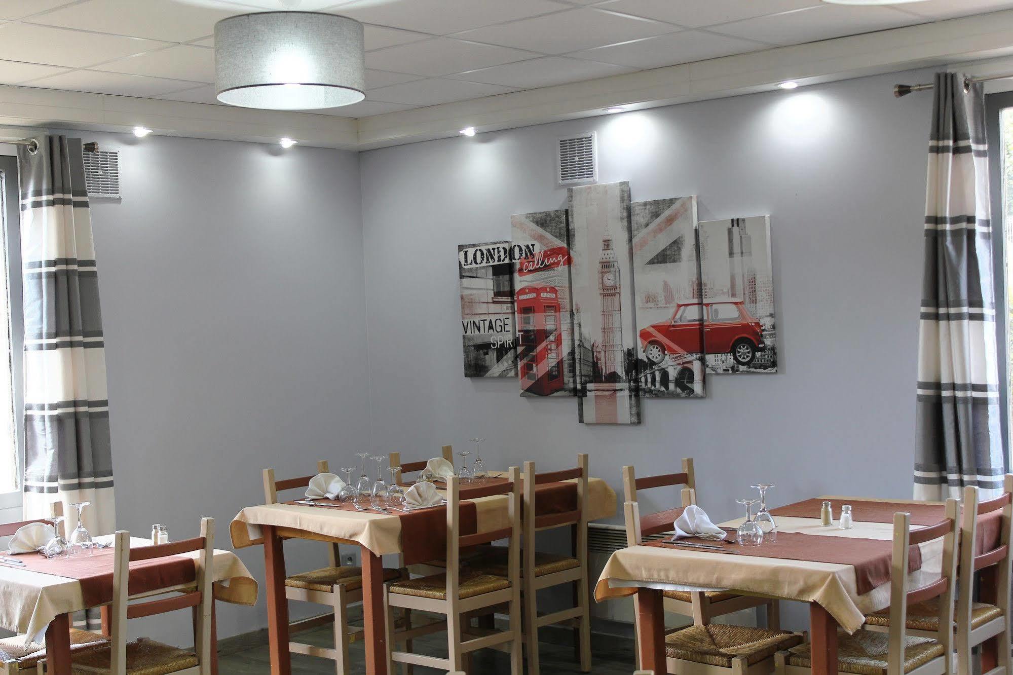 Contact Hotel Restaurant La Chaumiere Entre Orgeval Et Flins A13 Sortie 8 Les Mureaux Bagian luar foto